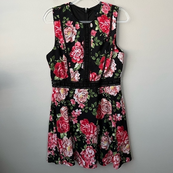 Disney Princess Floral Sleaveless Dress Lined Embroidered Size Large Juniors - Picture 13 of 13